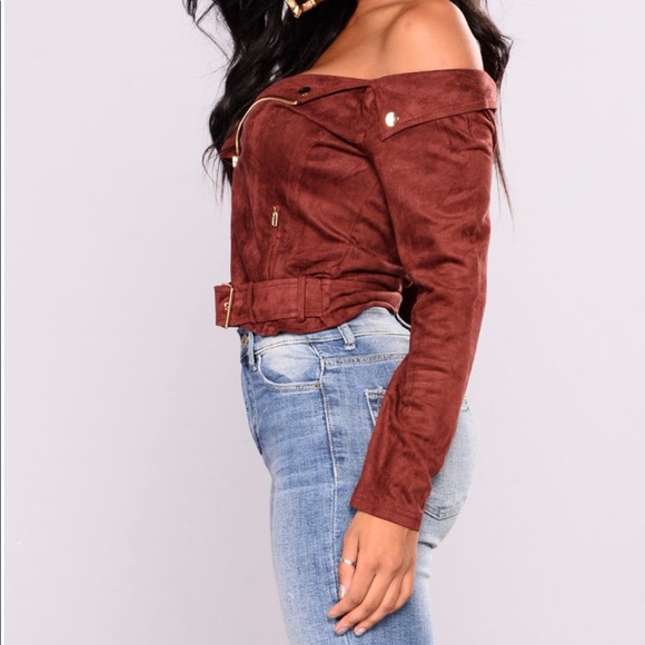 Fashion nova suede jacket in burgundy - Picture 4 of 6